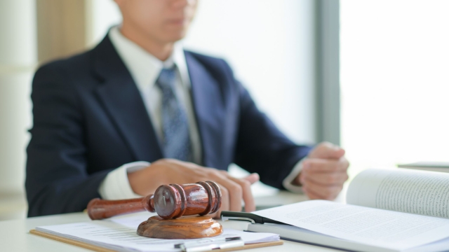 The Ultimate Guide to Hiring the Right Personal Injury Attorney