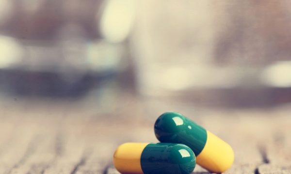 The Pros and Cons of Online Pharmacies: A Guide to Safe Medication Purchases