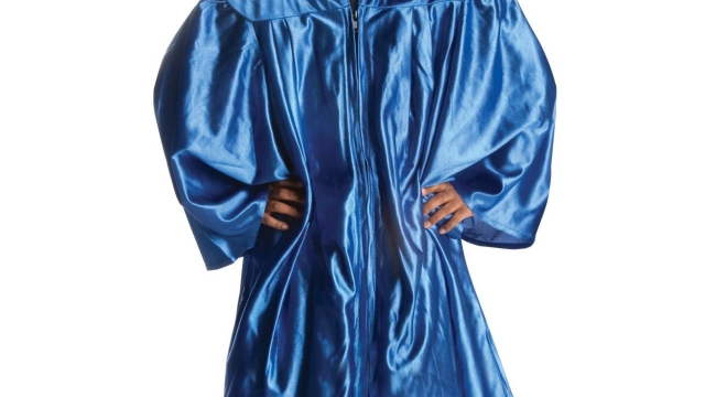 The Fashionable Evolution of Judge Robes: From Tradition to Trend